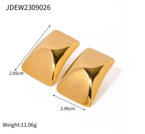 18K Gold Rectangle Elsie Gold Earrings